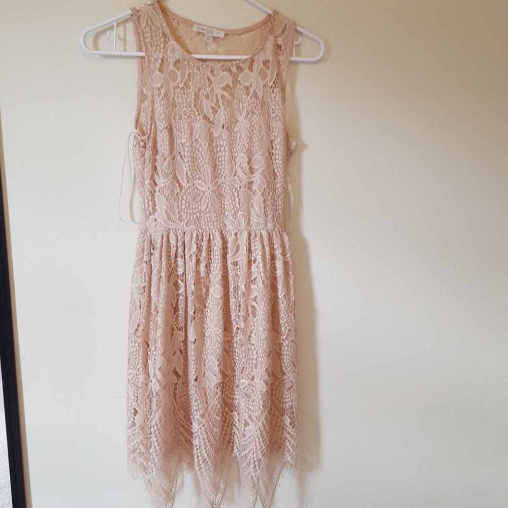 2/$15 XS blush/tan colored lace dress