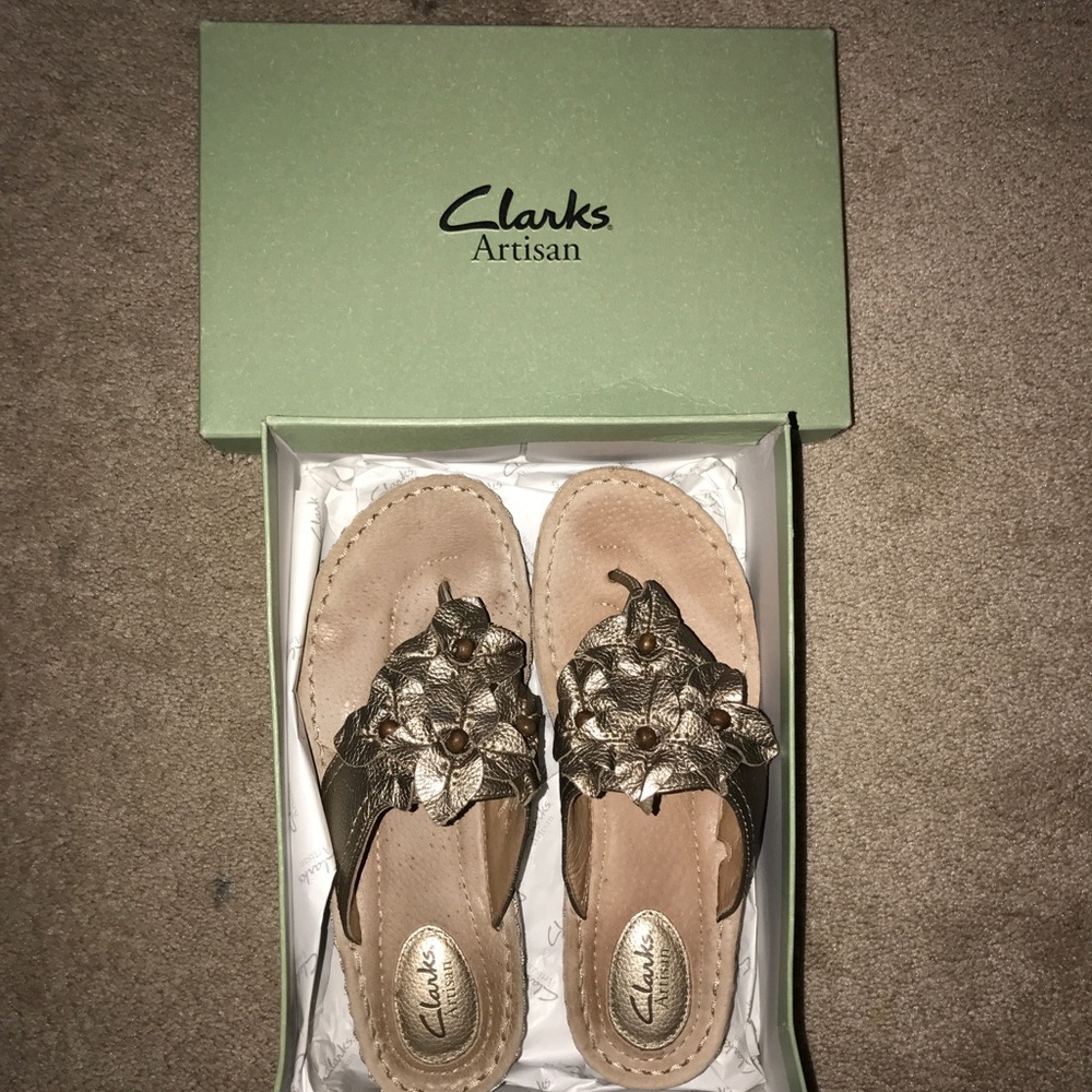 BNIB Clark's Artisan Sandal Flip Flop Shoe