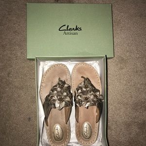 BNIB Clark's Artisan Sandal Flip Flop Shoe