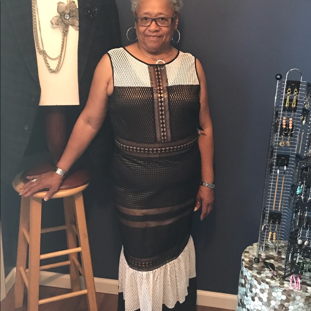 New York & Co Eva Mendez Collection fitted dress