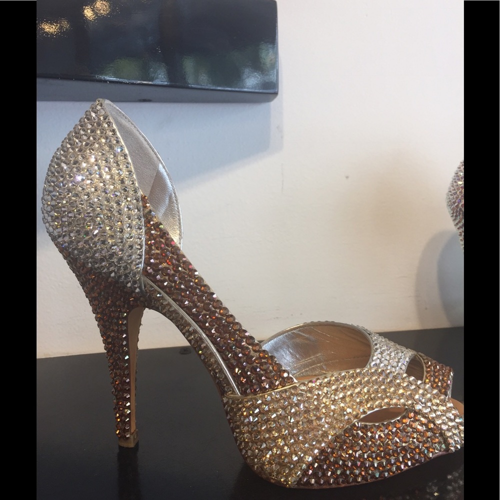 Giuseppe zanotti crystal pumps