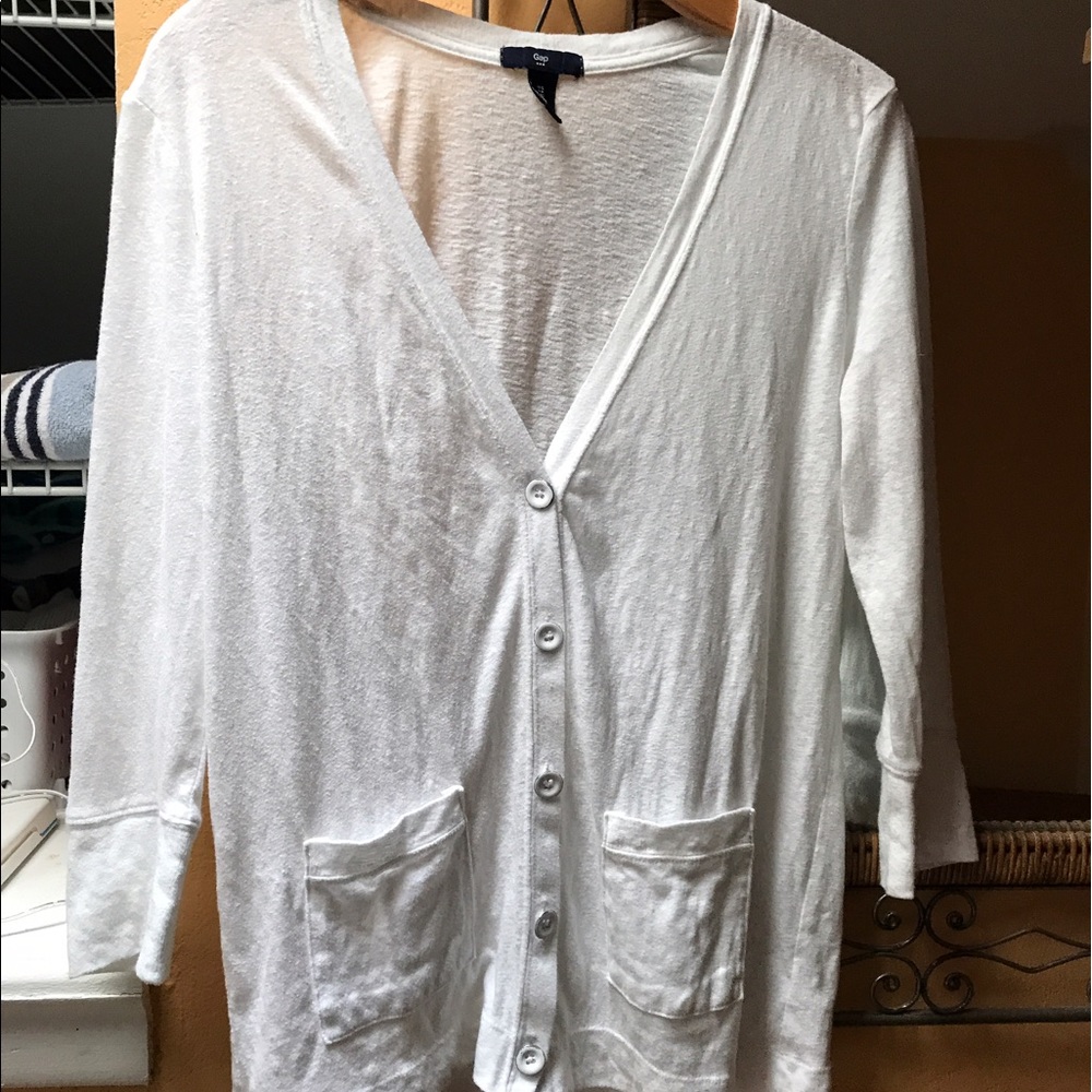 Gap white cardigan