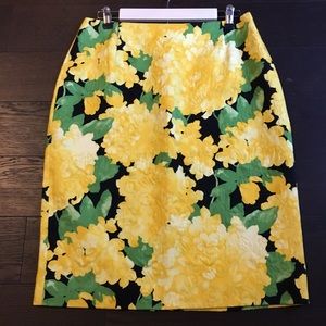 Escada Couture Yellow floral skirt fully lined