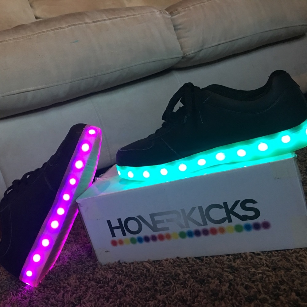 Black Hover Kicks