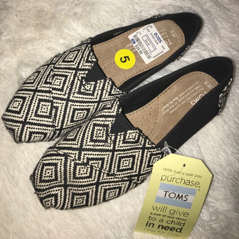 Toms shoes
