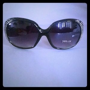 Black sunglasses with stone accents