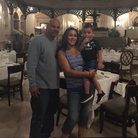 Meet your Posher, Jade - Picture 1 of 1