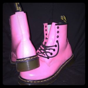 Dr.Marten air cushion sole combat boots