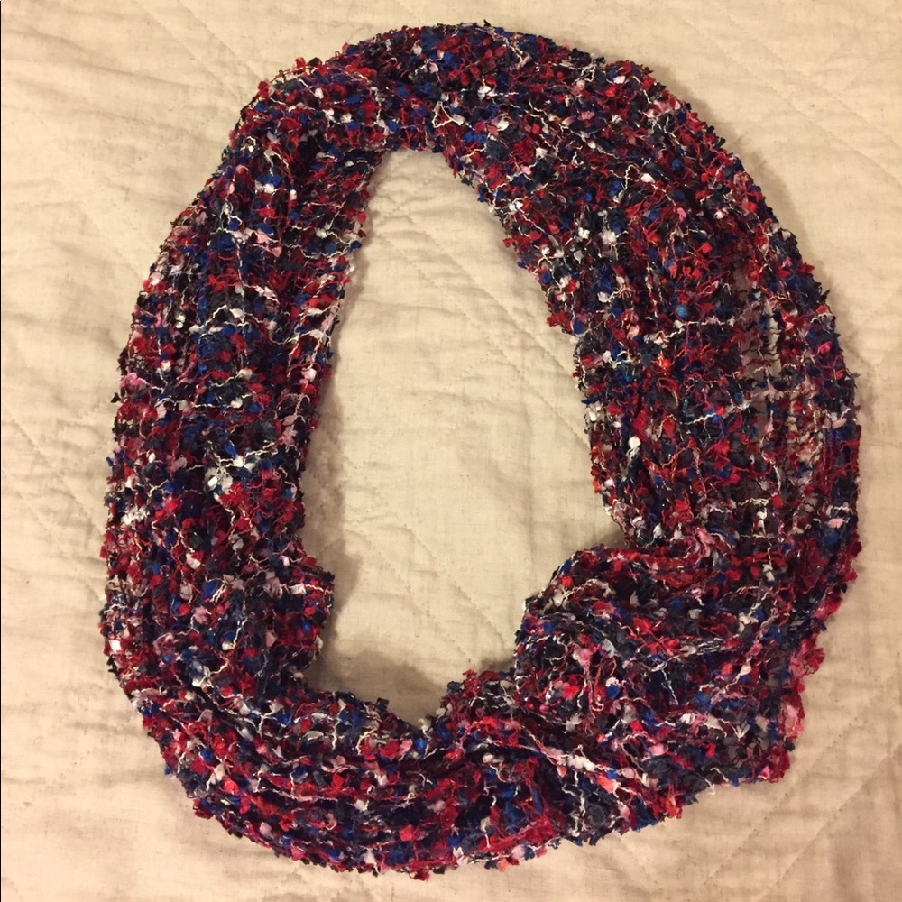 Infinity scarf