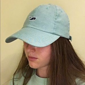 Teal vineyard vines hat