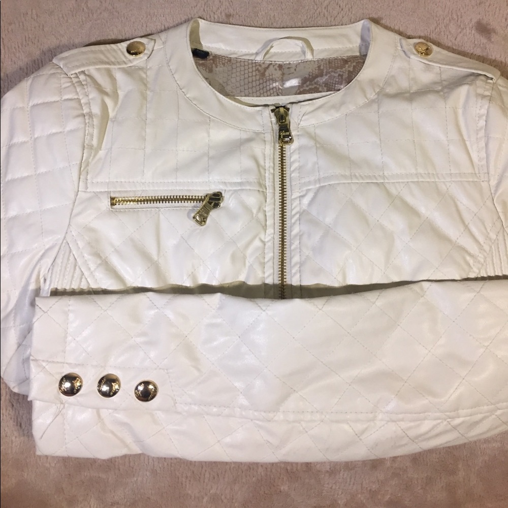 Guess Jacket - Picture 6 of 6