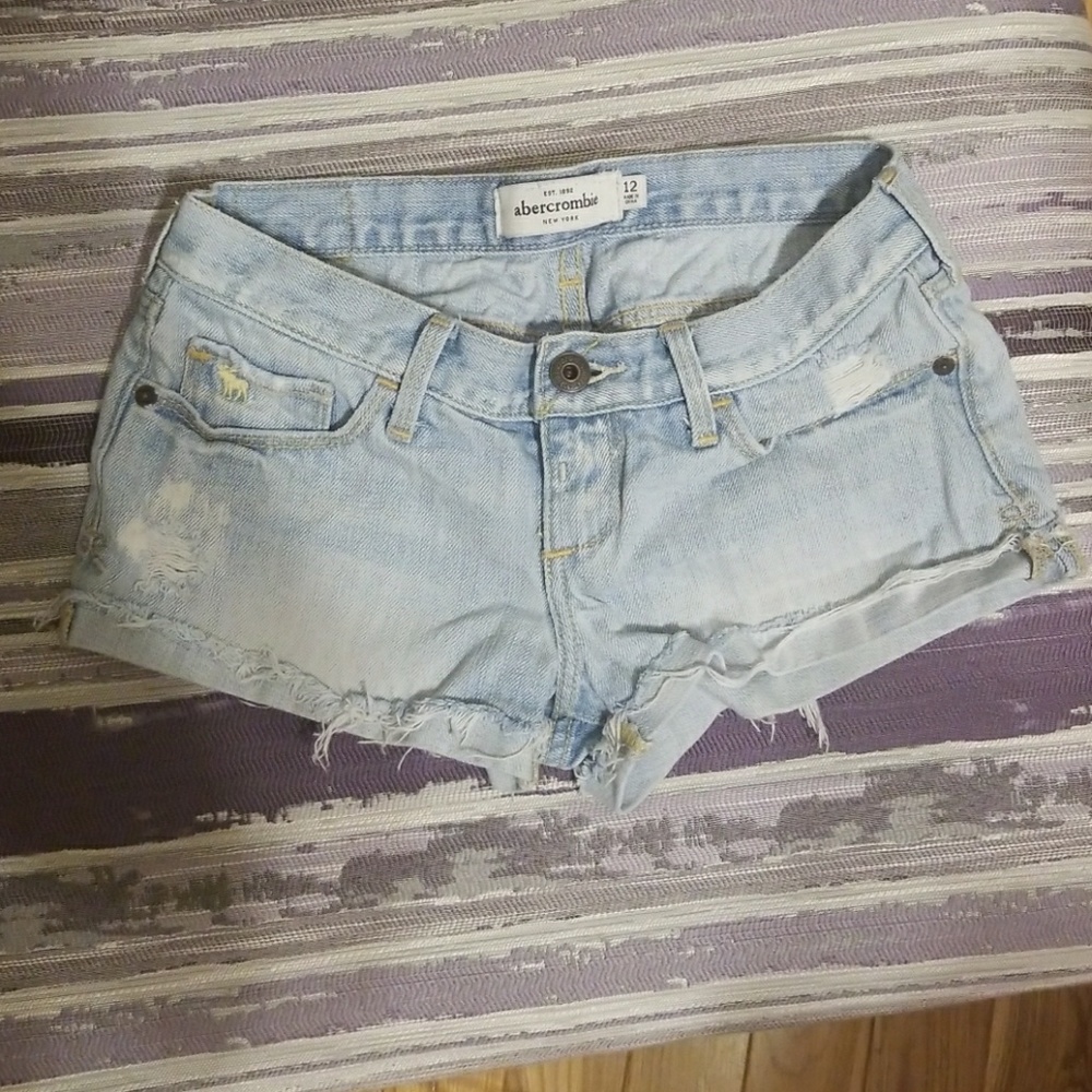 Abercrombie light wash denim shorts