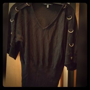 Cable & Gauge 3/4 sleeve decorated sweater