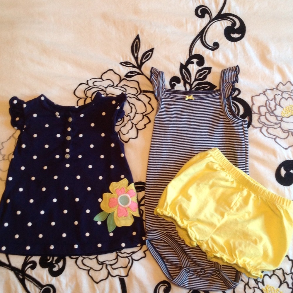 💔SOLD💔Carter's 24 month 3 piece outfit