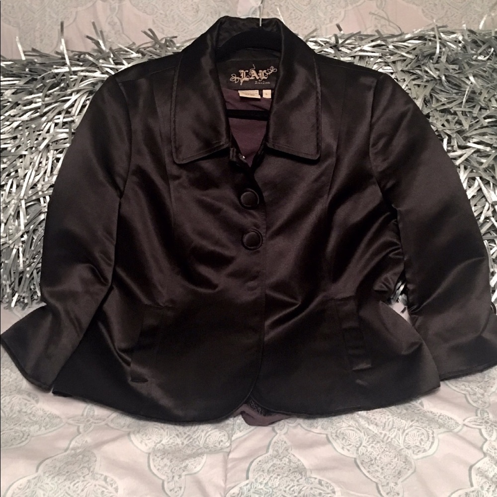 Cropped black satin blazer