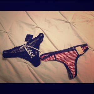 Ladies thongs panties, size medium, new