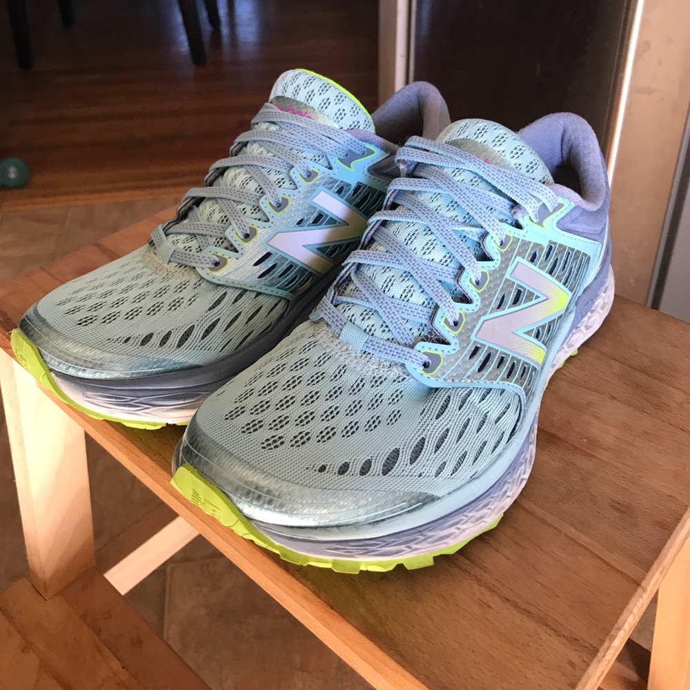 New Balance Fresh Foam 1080 - Women's size 8 WIDE