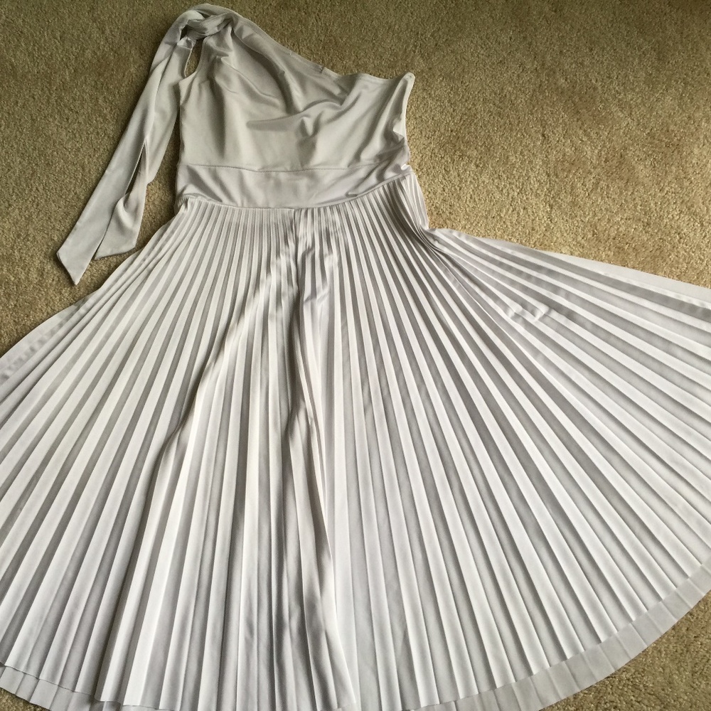 LVL X White Pleated Party Dress
