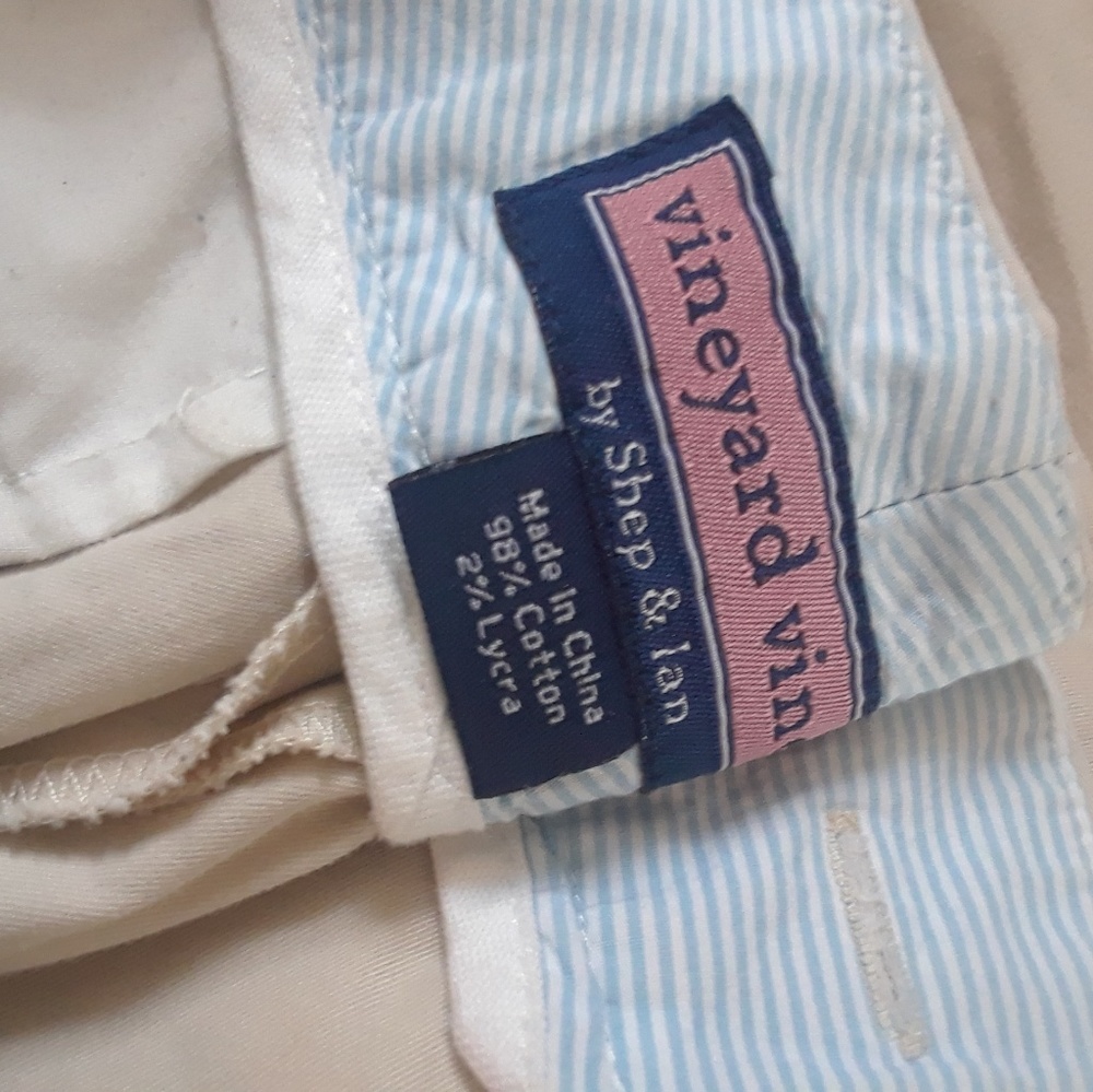Vineyard Vines Khaki Capris