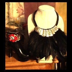 Fabulous feather necklace