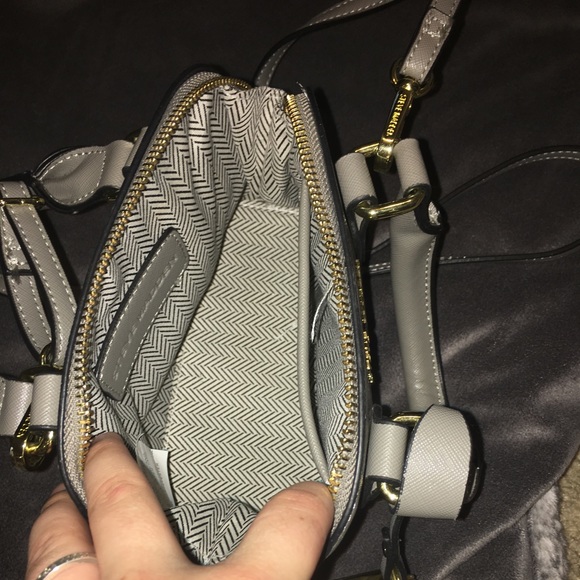 Steve Madden small crossbody bag - Picture 2 of 2