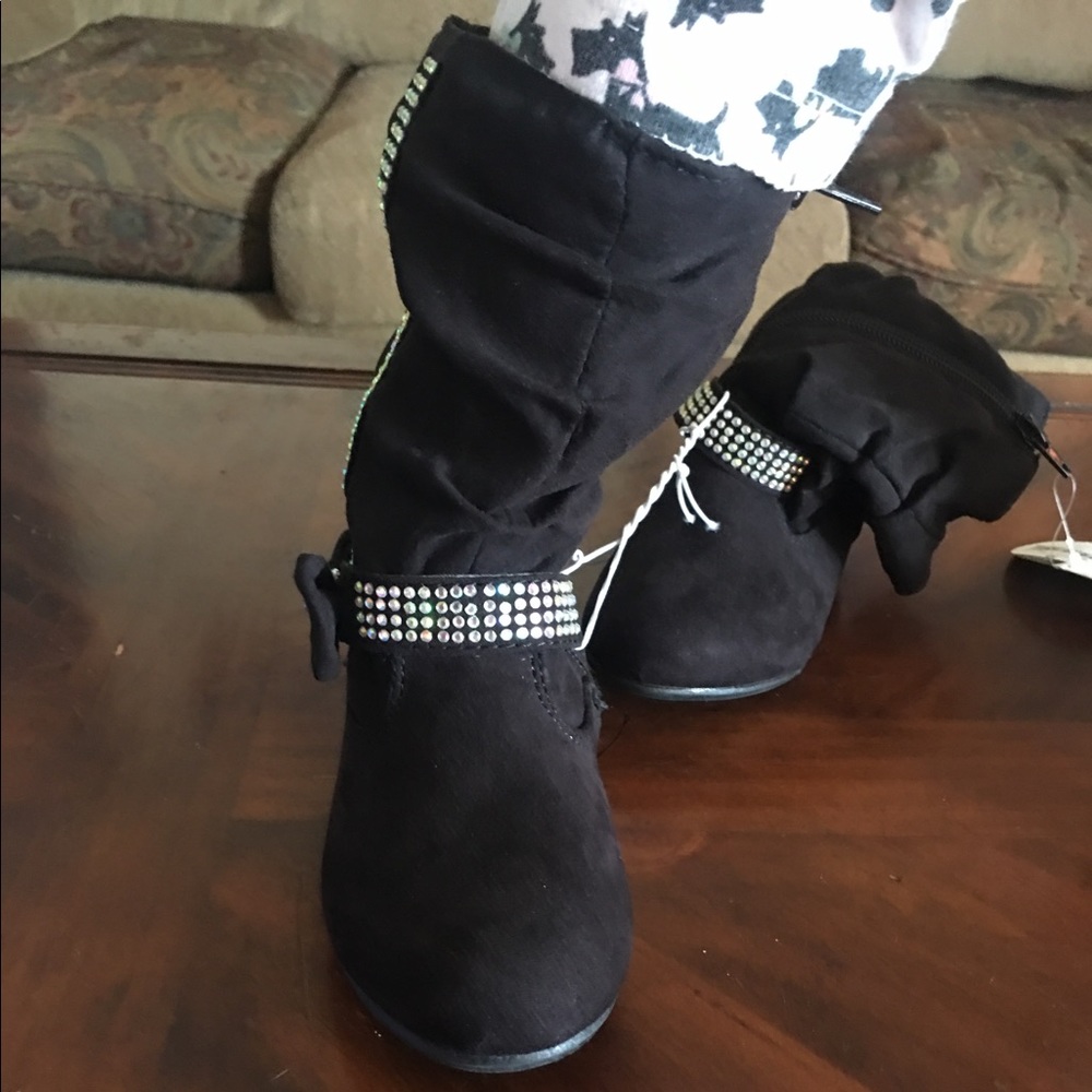 NWT Black rhinestone girls boots