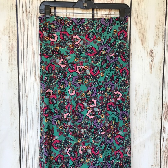 Lularoe Maxi Skirt💕 slinky material. 3XL - Picture 1 of 2