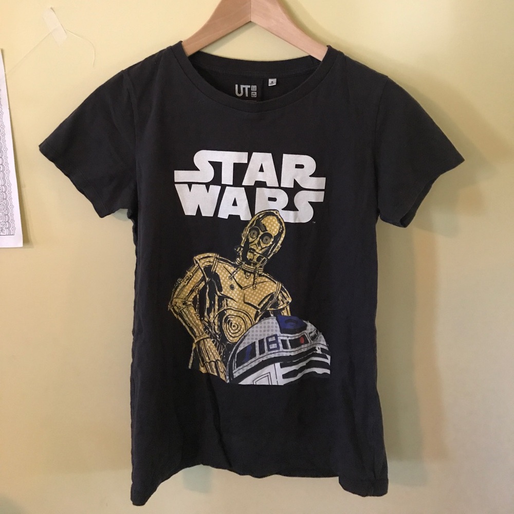 Uniqlo Graphic Tee