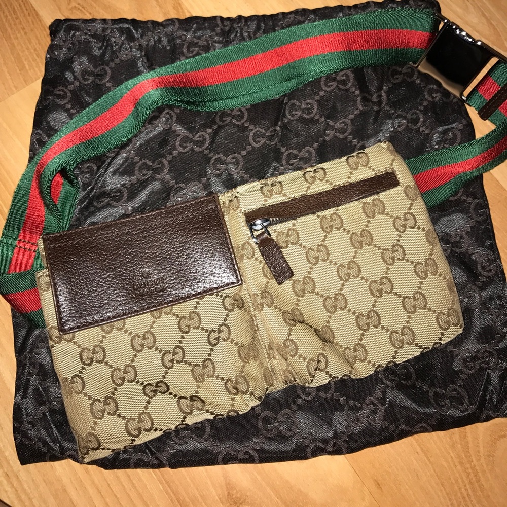 Gucci canvas belt bag (fanny pack)
