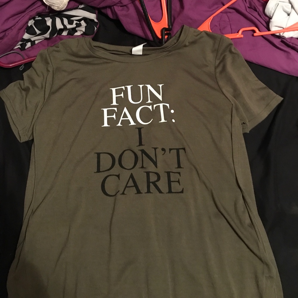graphic tee