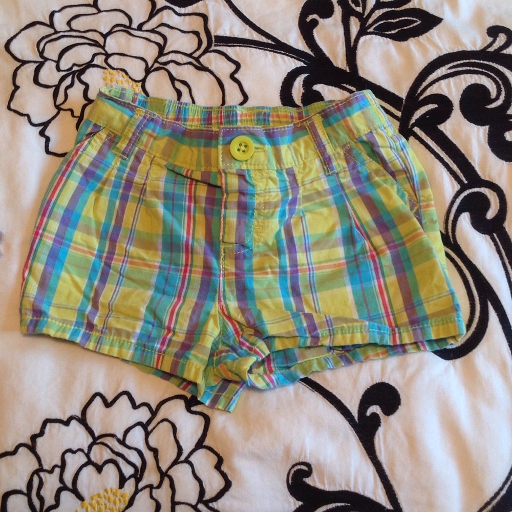 💔SOLD💔Carter's 24 month plaid shorts