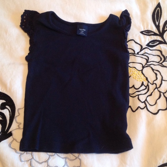 💔SOLD💔Gap eyelet sleeved tank - Picture 1 of 3