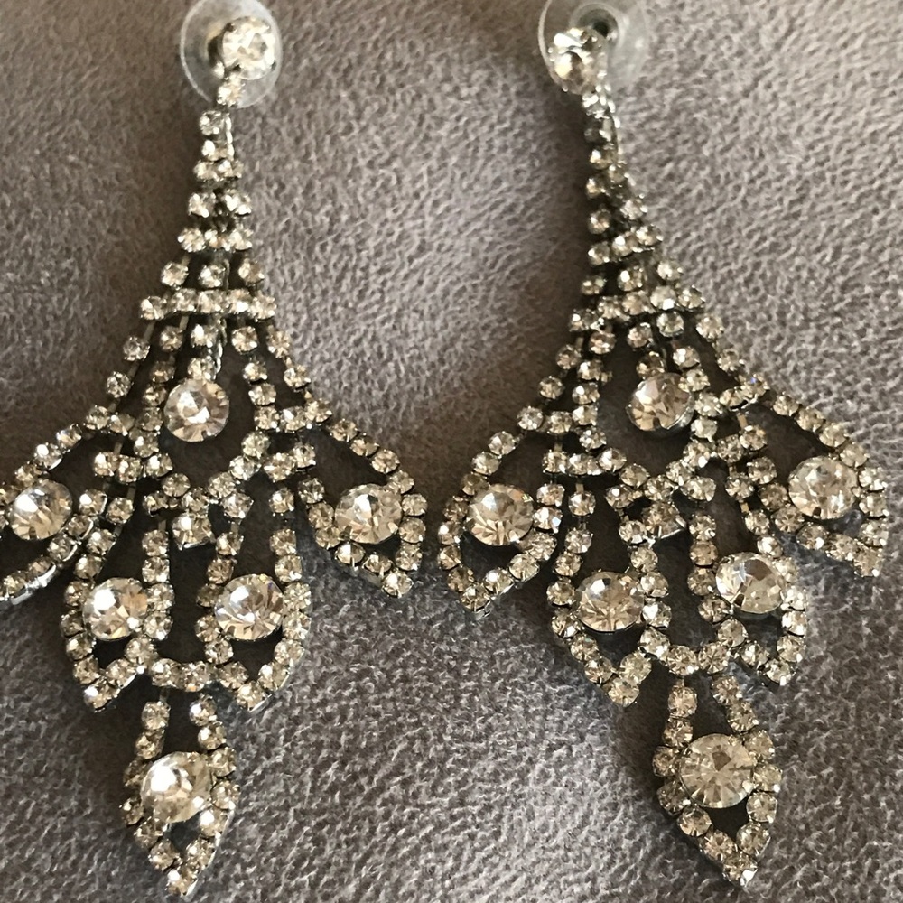 Fashion chandelier earrings