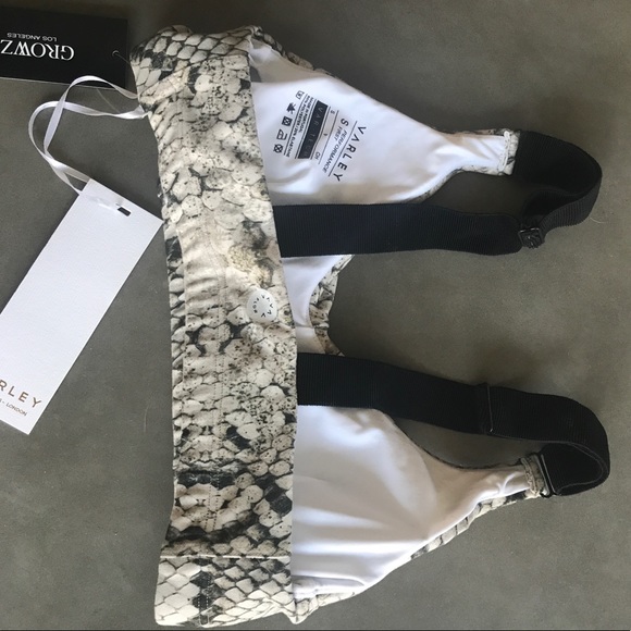 Varley sports bra - Picture 3 of 3