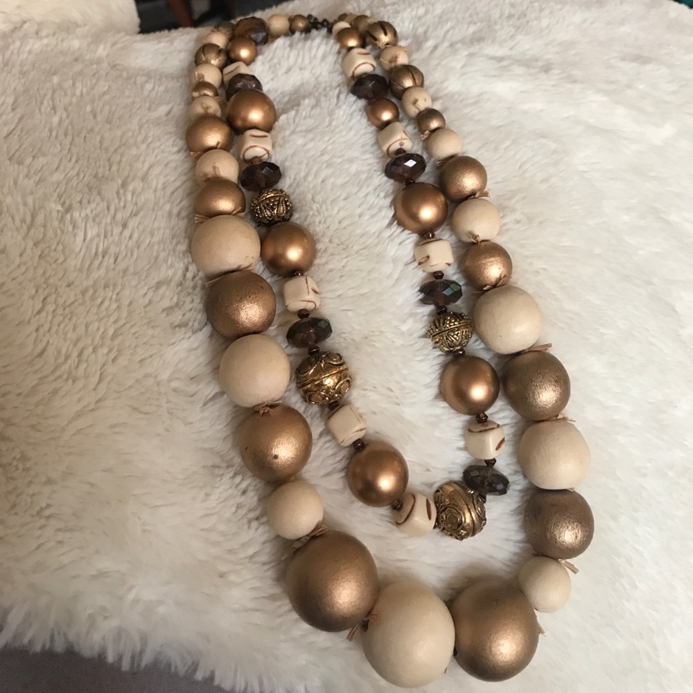 Gold tone bead and wooden bead necklace