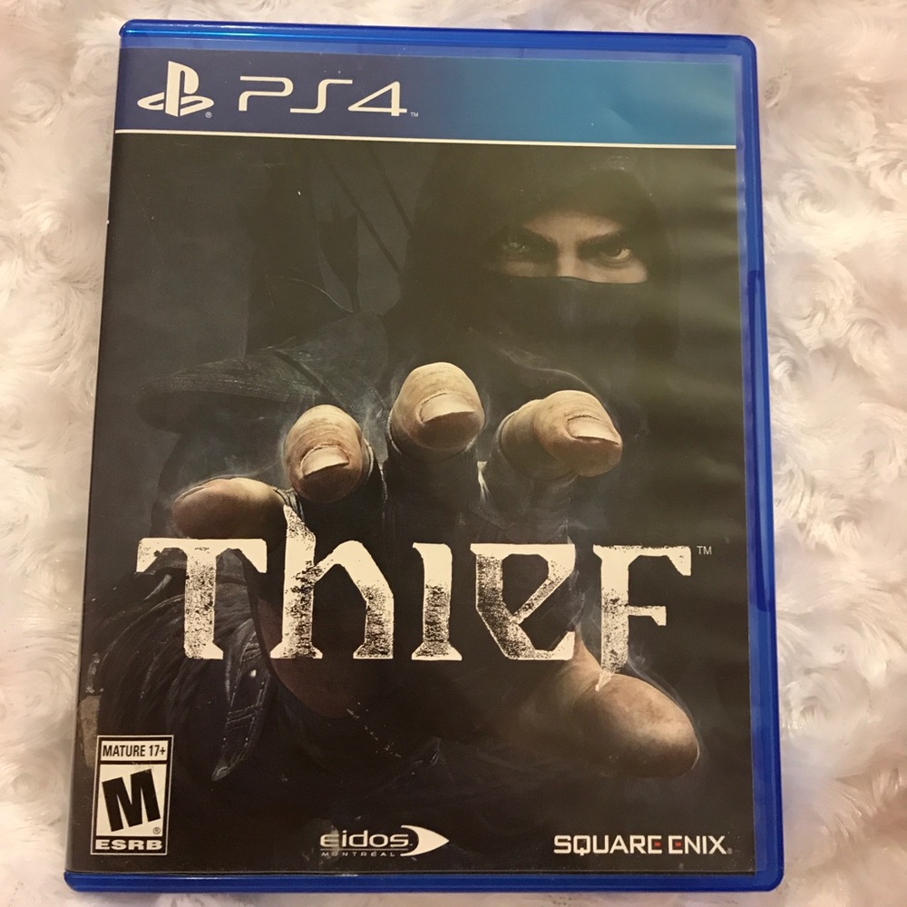 PS4 game bundle - Picture 2 of 3