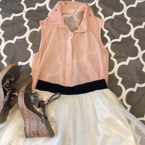 NWOT Jeweled Collar Light Pink Sleeveless Top