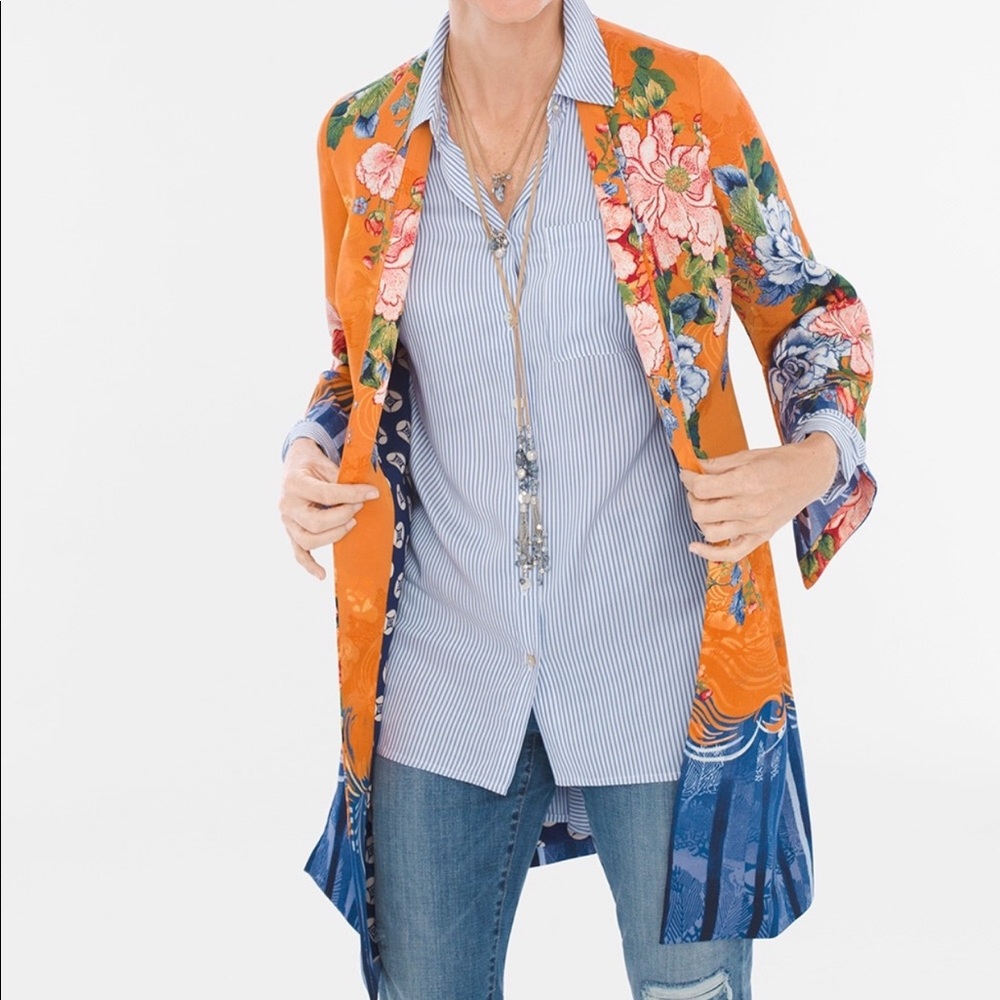 In search of Chicos drama printed kimono size 1