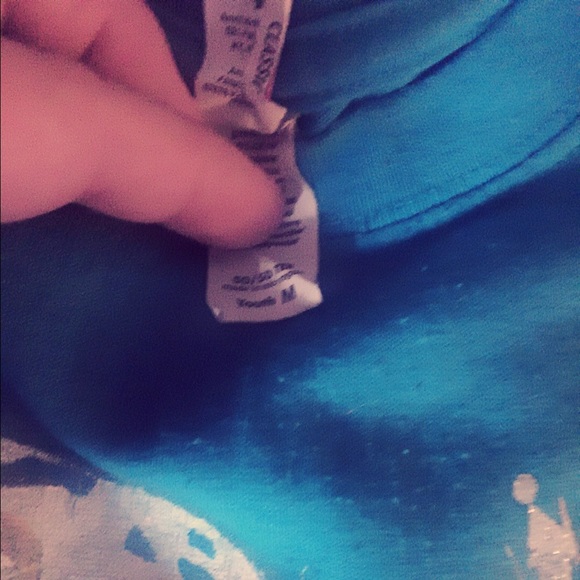 🔥3️⃣ Frozen t-shirts!!3️⃣🔥 - Picture 2 of 6