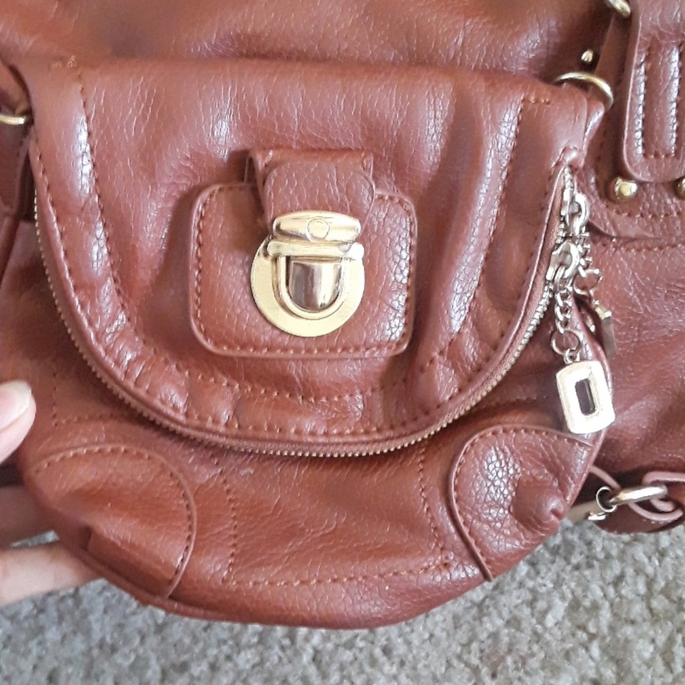 Handbag - Picture 2 of 6