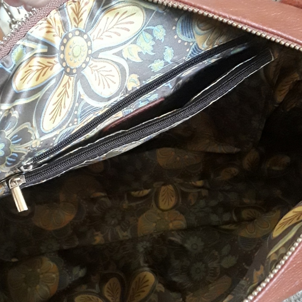 Handbag - Picture 6 of 6