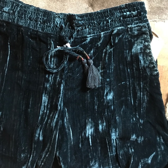 Anthropologie Cropped Velvet Wide-Legs by Hei Hei - Picture 4 of 4