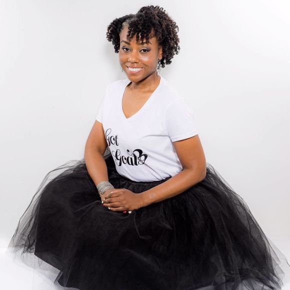 Meet your Posher, Tamiko - Picture 1 of 1