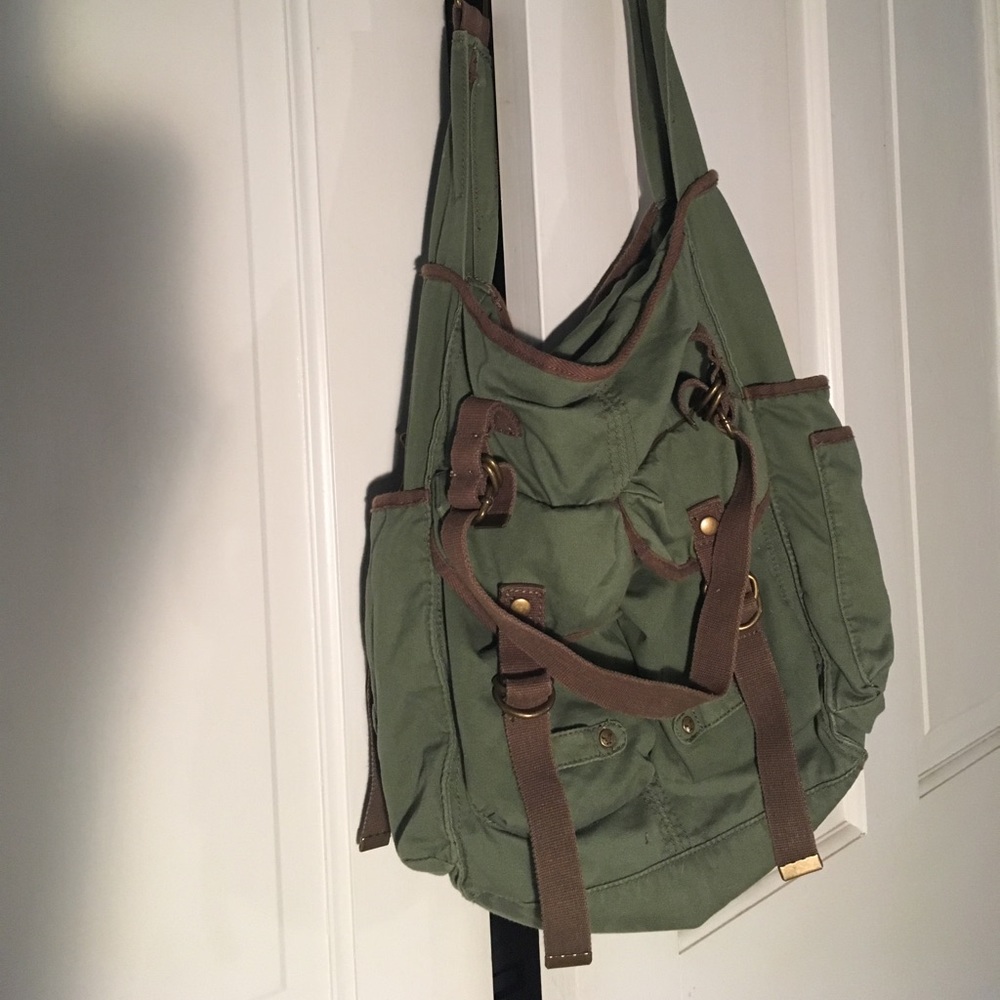 American eagle messenger bag
