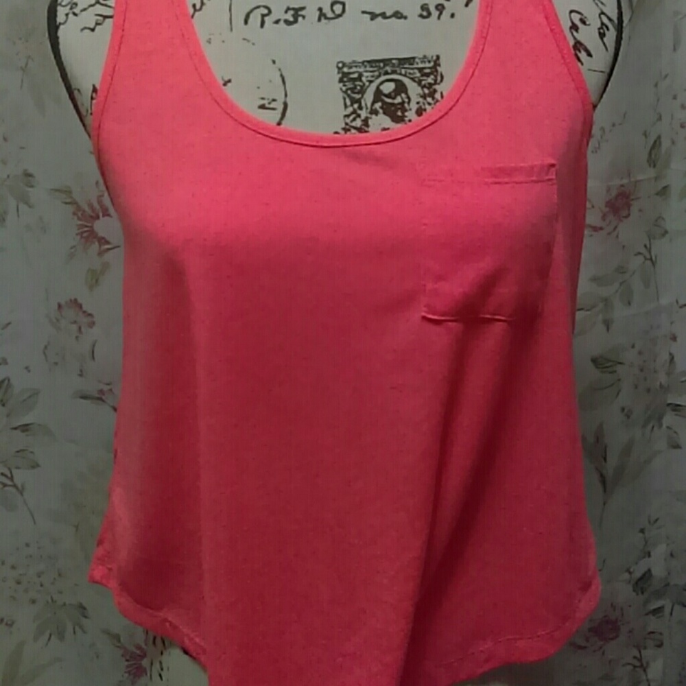 Crop Top - Picture 2 of 3