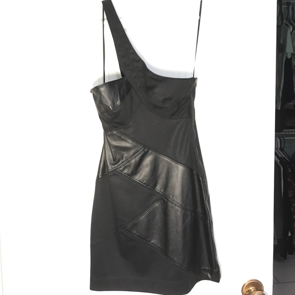 Black guess one shoulder dress