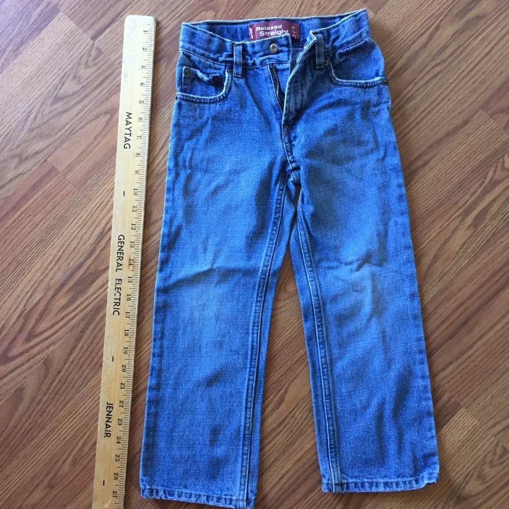 Levi's relaxed straight leg 549 jeans