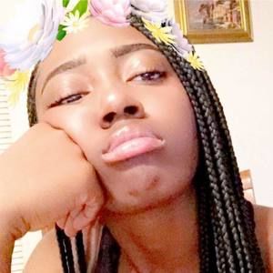 Meet your Posher, Celena