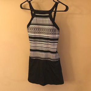 NEW Jag 1pc Skirt - Size Small