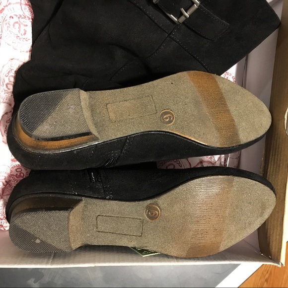 Women's Size 6 long black boots - Picture 5 of 6